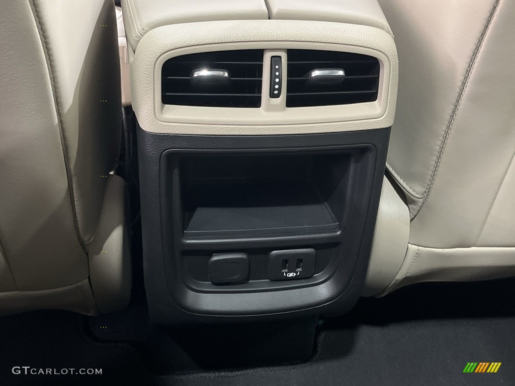 2019 Envision Preferred - Chili Red Metallic / Light Neutral photo #21