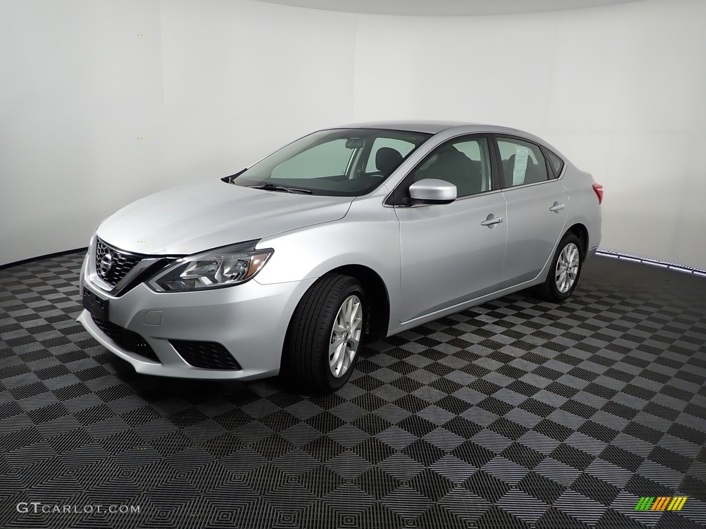 2019 Sentra SV - Brilliant Silver Metallic / Charcoal photo #7