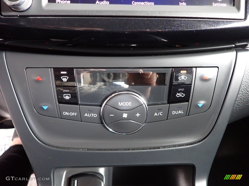 2019 Sentra SV - Brilliant Silver Metallic / Charcoal photo #22