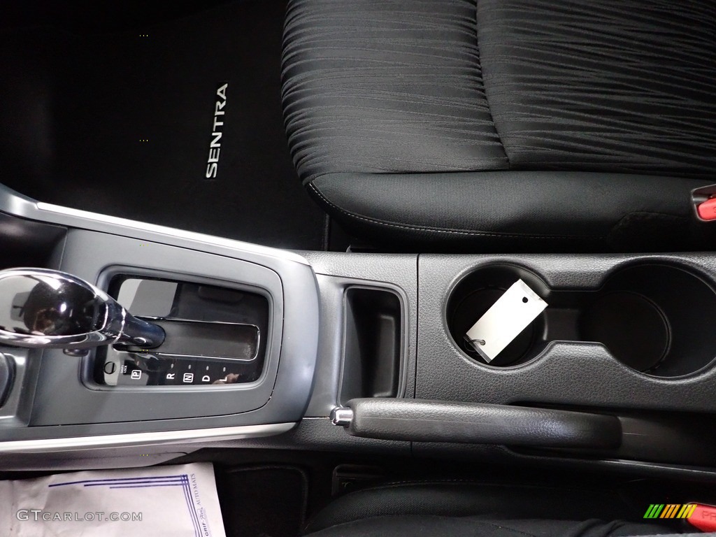 2019 Sentra SV - Brilliant Silver Metallic / Charcoal photo #23