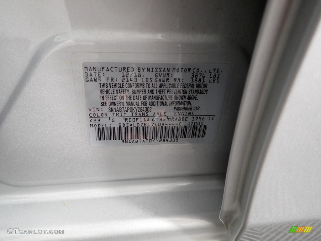 2019 Sentra SV - Brilliant Silver Metallic / Charcoal photo #34