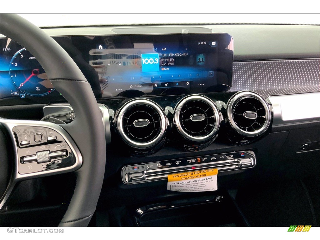 2022 Mercedes-Benz GLB 250 Controls Photo #144038446