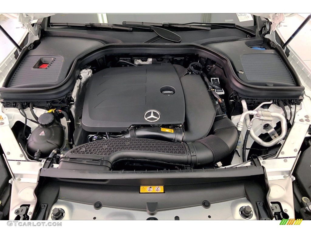 2022 Mercedes-Benz GLC 300 4Matic Engine Photos