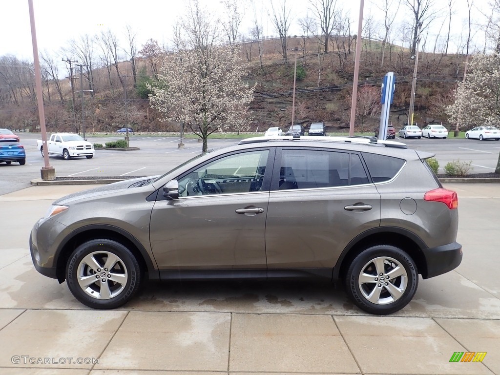 2015 RAV4 XLE - Pyrite Mica / Latte photo #6