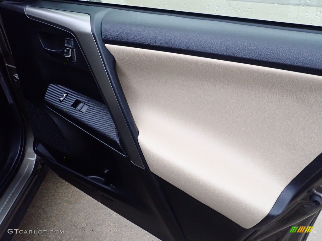 2015 RAV4 XLE - Pyrite Mica / Latte photo #14