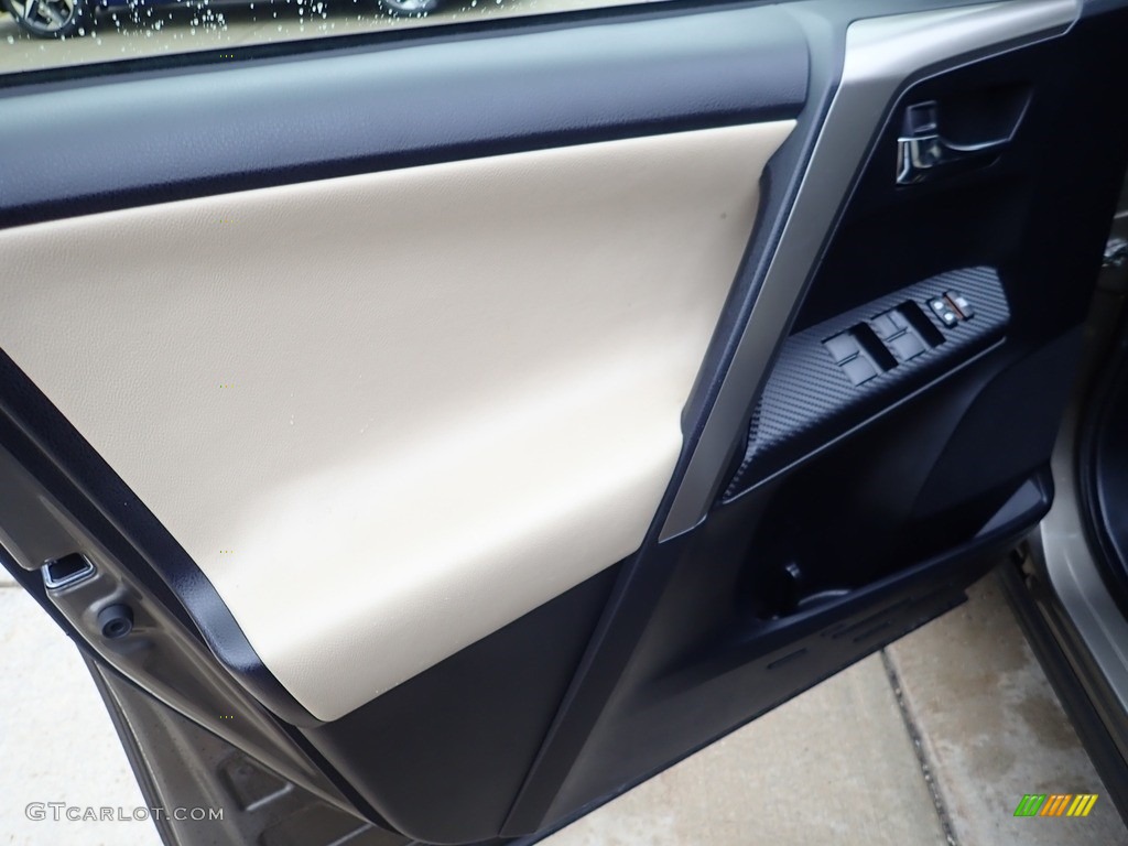 2015 RAV4 XLE - Pyrite Mica / Latte photo #21