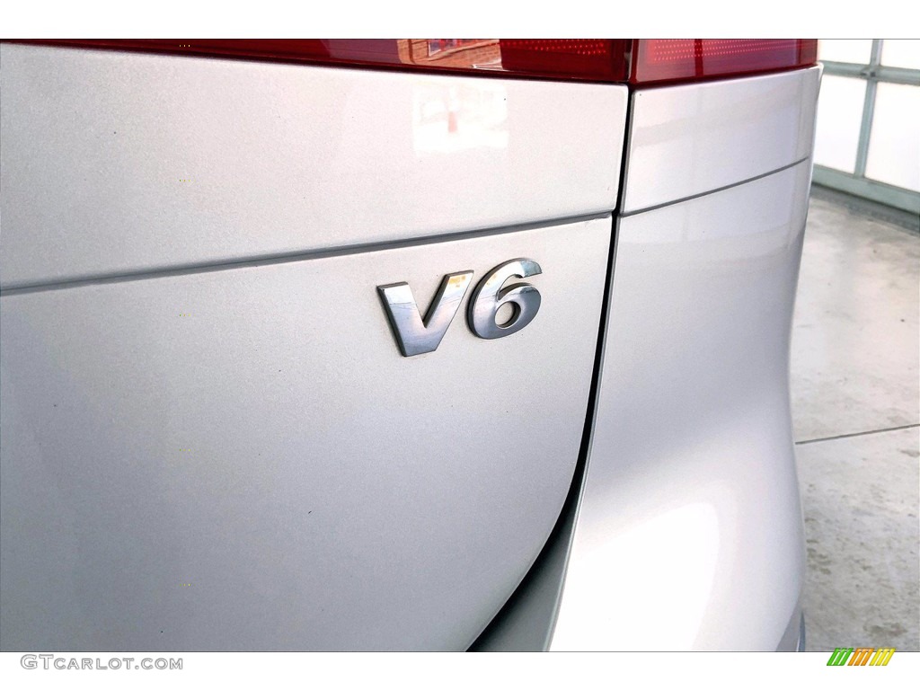 2017 Volkswagen Touareg V6 Wolfsburg Marks and Logos Photo #144042454