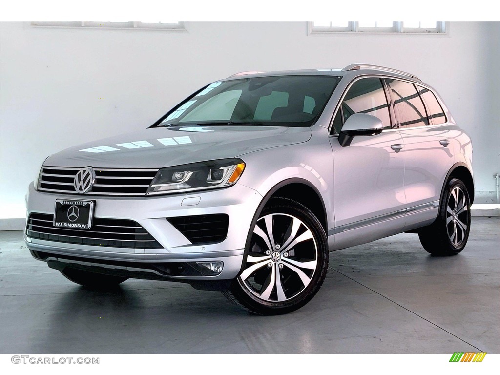 Reflex Silver Metallic 2017 Volkswagen Touareg V6 Wolfsburg Exterior Photo #144042604