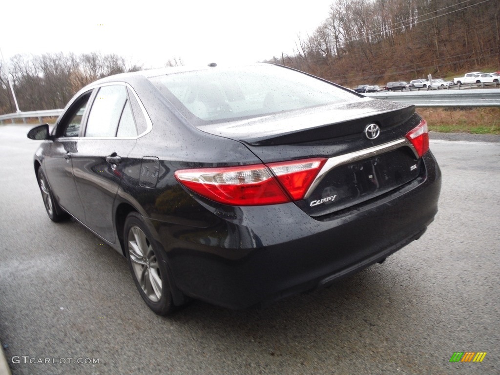 2017 Camry SE - Cosmic Gray Mica / Ash photo #15