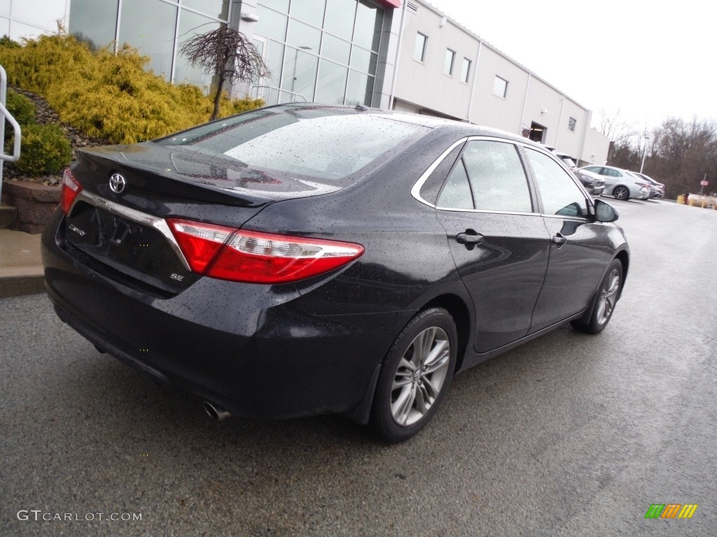 2017 Camry SE - Cosmic Gray Mica / Ash photo #17