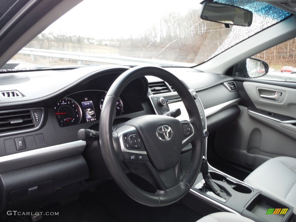 2017 Camry SE - Cosmic Gray Mica / Ash photo #22