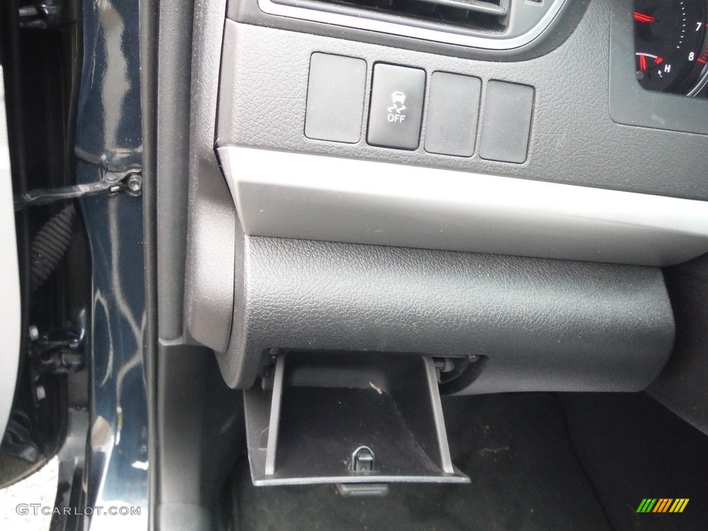 2017 Camry SE - Cosmic Gray Mica / Ash photo #23