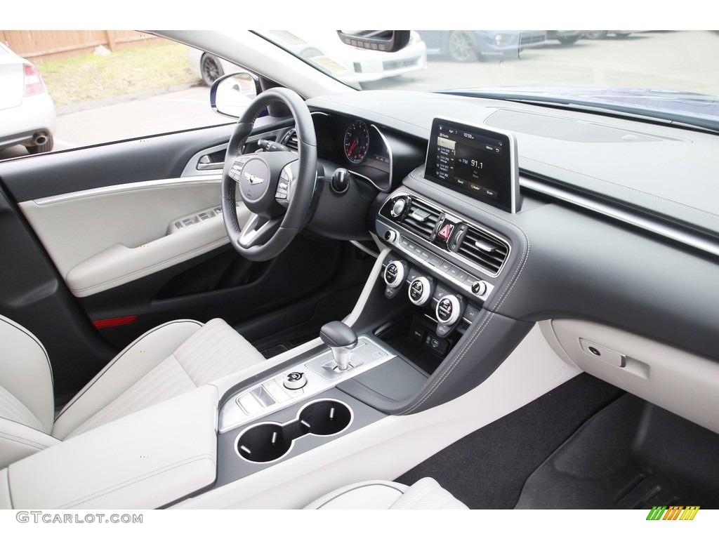 2020 Hyundai Genesis G70 AWD Black/Gray Dashboard Photo #144046639