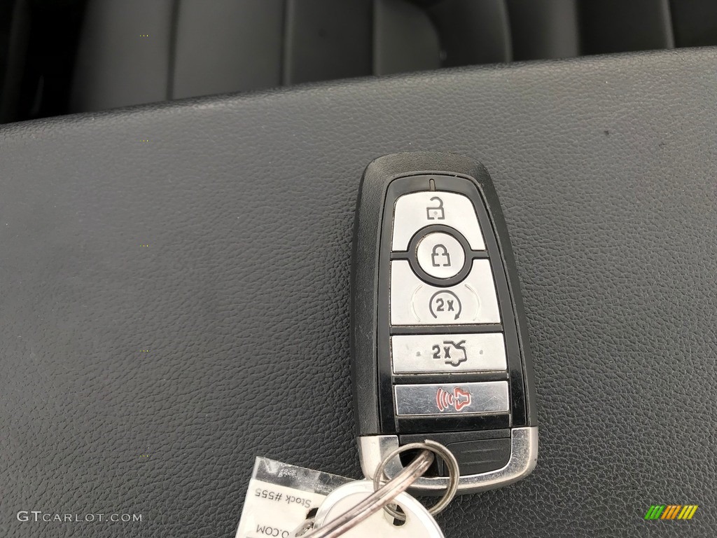 2018 Ford Mustang EcoBoost Premium Convertible Keys Photo #144046865