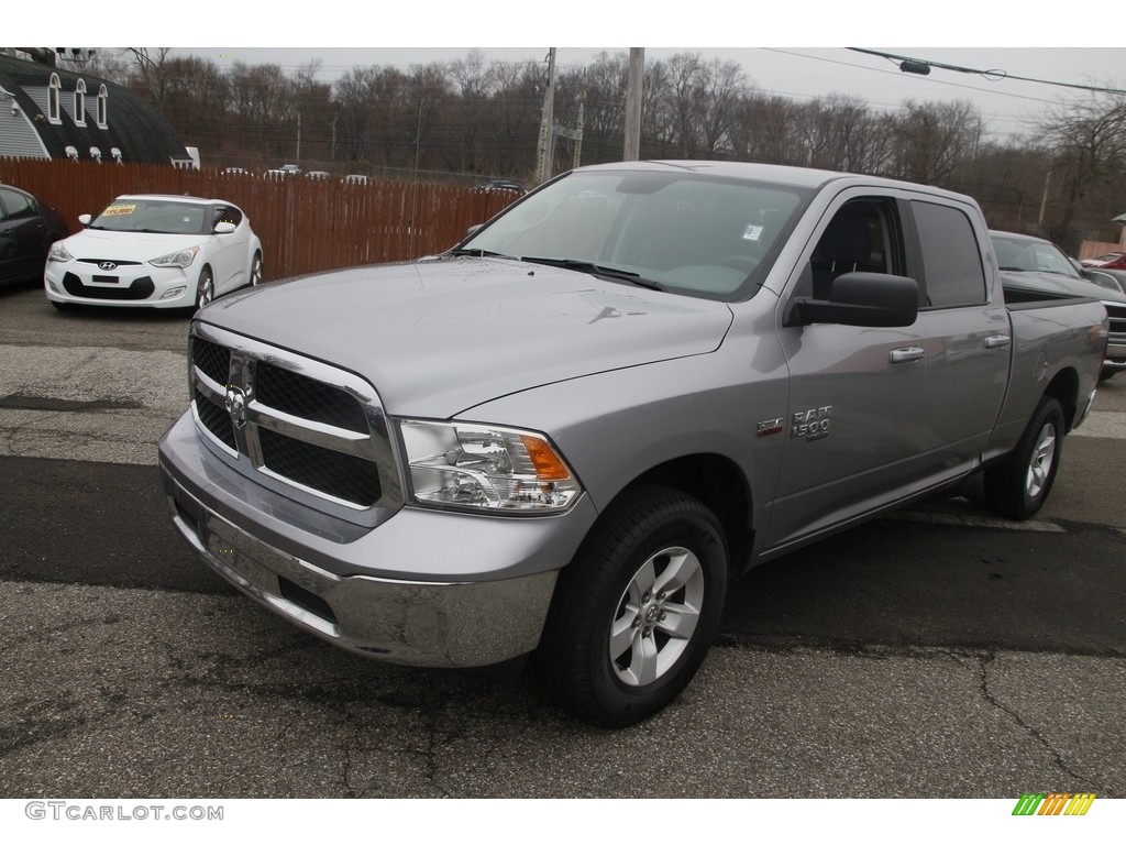 2020 1500 Classic SLT Crew Cab 4x4 - Billet Silver Metallic / Black photo #1