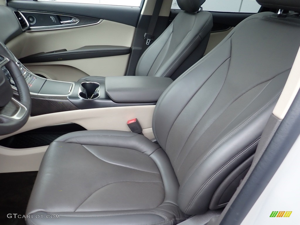 2019 Lincoln Nautilus Reserve AWD Front Seat Photo #144047430