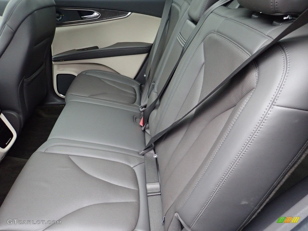 2019 Lincoln Nautilus Reserve AWD Rear Seat Photo #144047455
