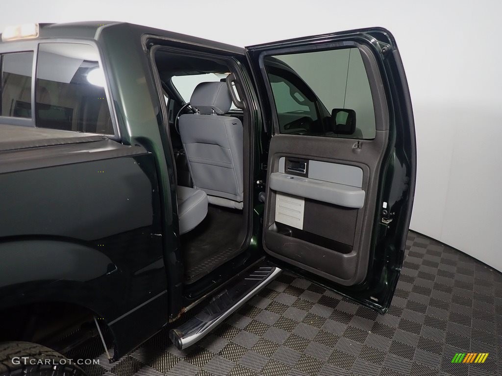 2013 F150 XLT SuperCrew 4x4 - Green Gem Metallic / Steel Gray photo #35