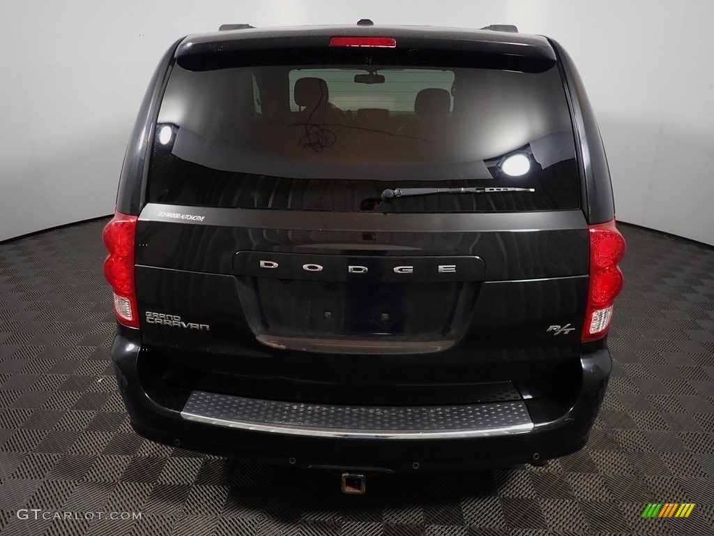 2013 Grand Caravan R/T - Brilliant Black Crystal Pearl / Black photo #14