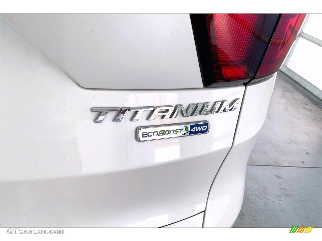 2019 Escape Titanium 4WD - White Platinum / Chromite Gray/Charcoal Black photo #7