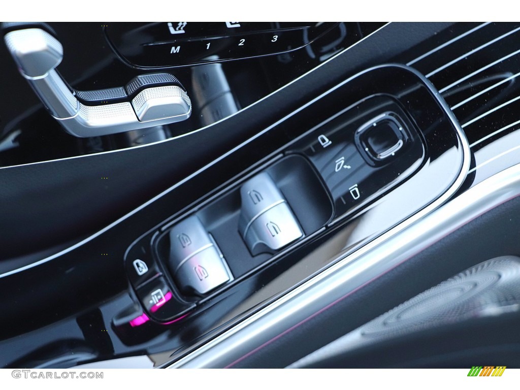 2022 Mercedes-Benz S 500 4Matic Sedan Controls Photo #144053246
