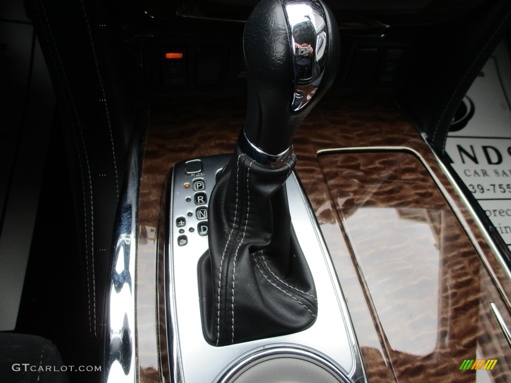 2018 Nissan Armada SV Transmission Photos