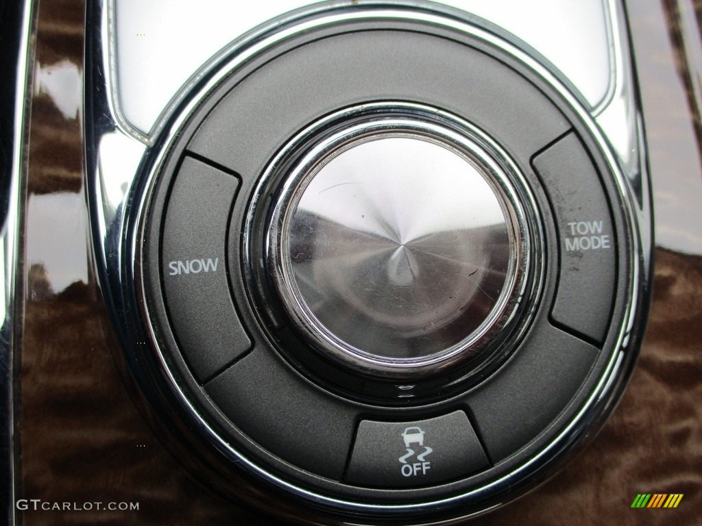 2018 Armada SV - Gun Metallic / Charcoal photo #27