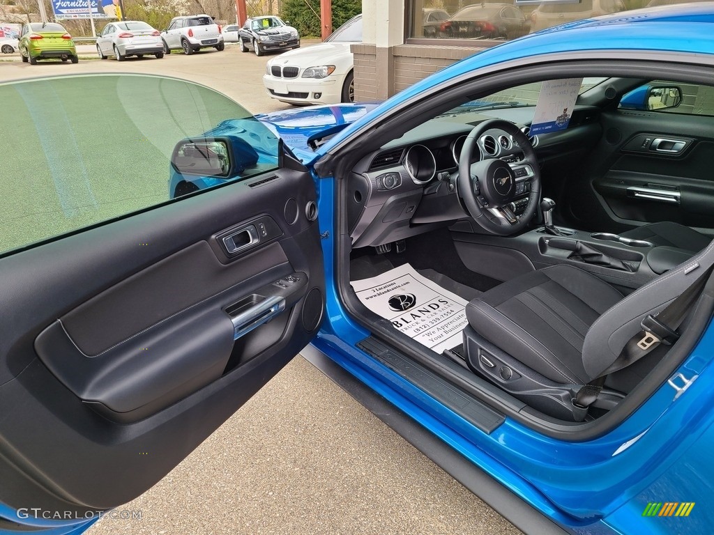 2019 Mustang EcoBoost Fastback - Velocity Blue / Ebony photo #3