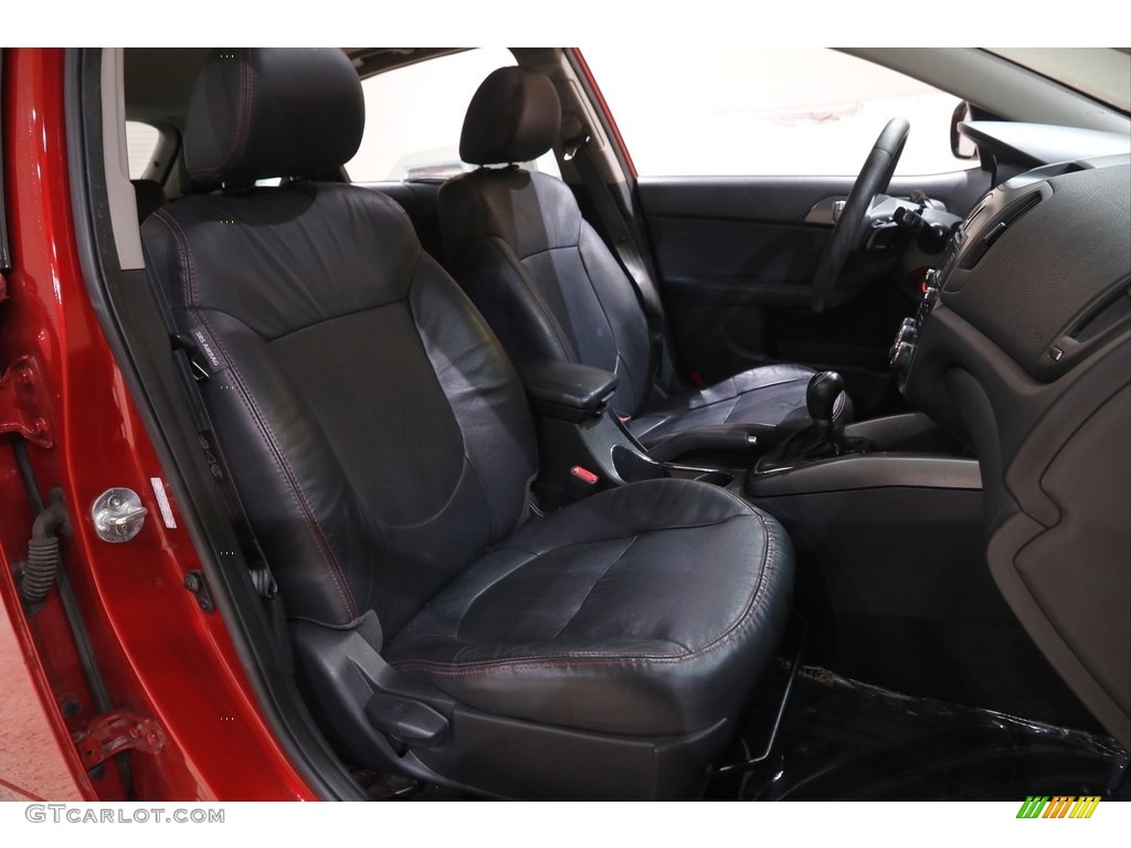 2011 Forte SX 5 Door - Spicy Red / Black photo #13