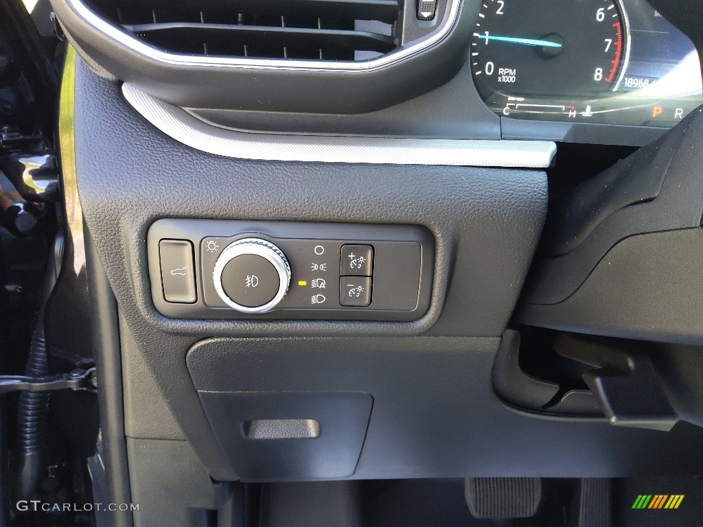 2021 Ford Explorer XLT Controls Photo #144063609