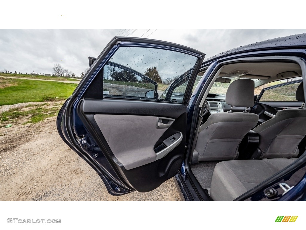 2013 Prius Four Hybrid - Nautical Blue Metallic / Misty Gray photo #21