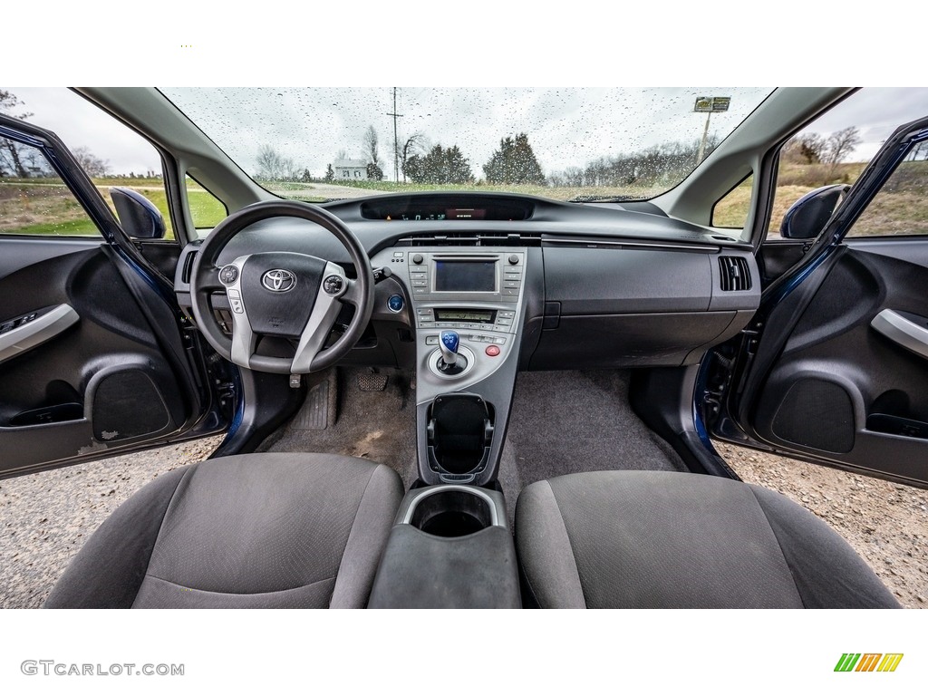 2013 Prius Four Hybrid - Nautical Blue Metallic / Misty Gray photo #30