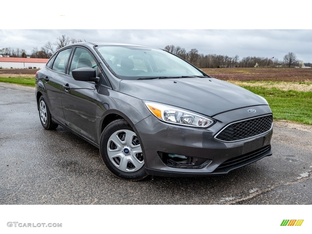 2018 Focus S Sedan - Magnetic / Charcoal Black photo #1