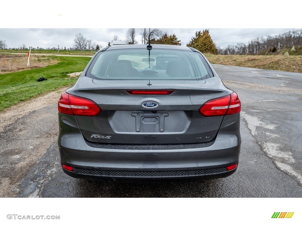 2018 Focus S Sedan - Magnetic / Charcoal Black photo #5