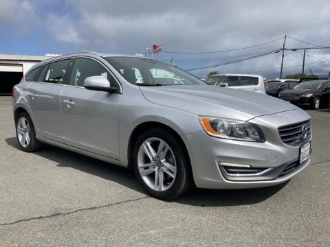 2015 Volvo V60 T5 AWD Data, Info and Specs