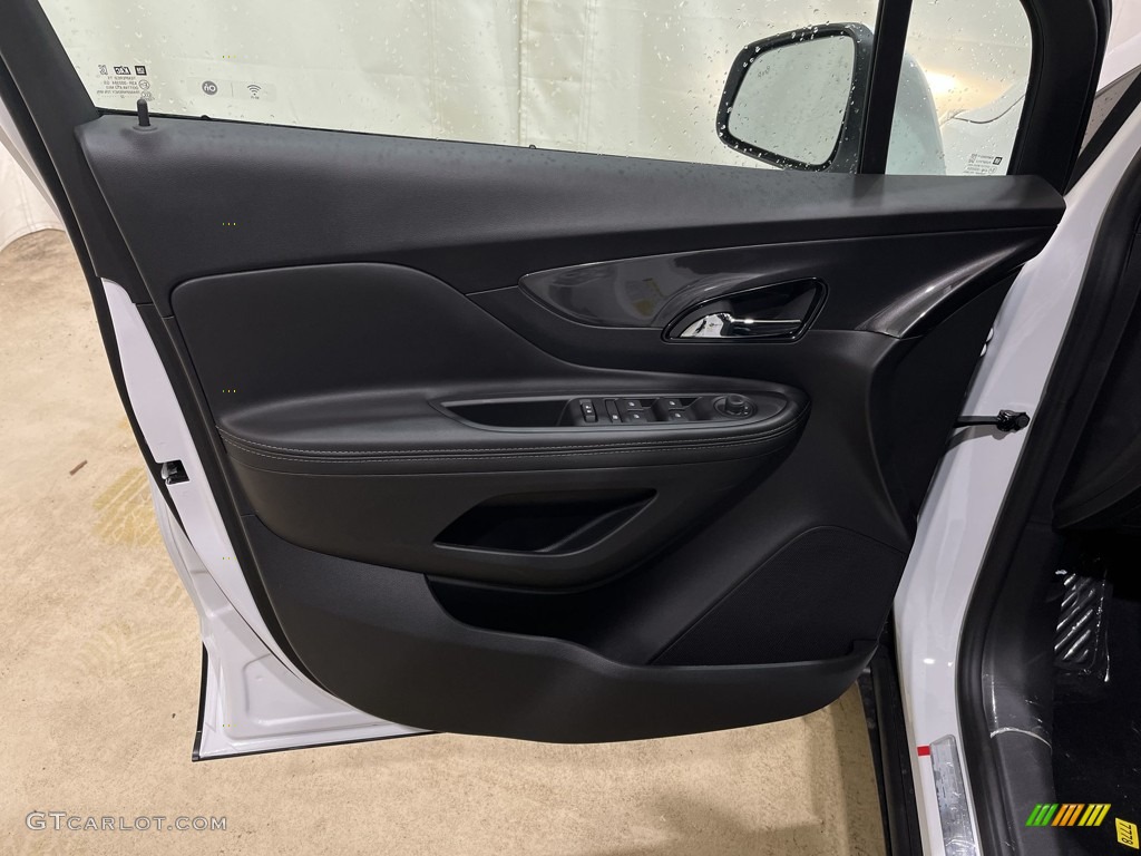 2022 Buick Encore Preferred AWD Ebony Door Panel Photo #144069770