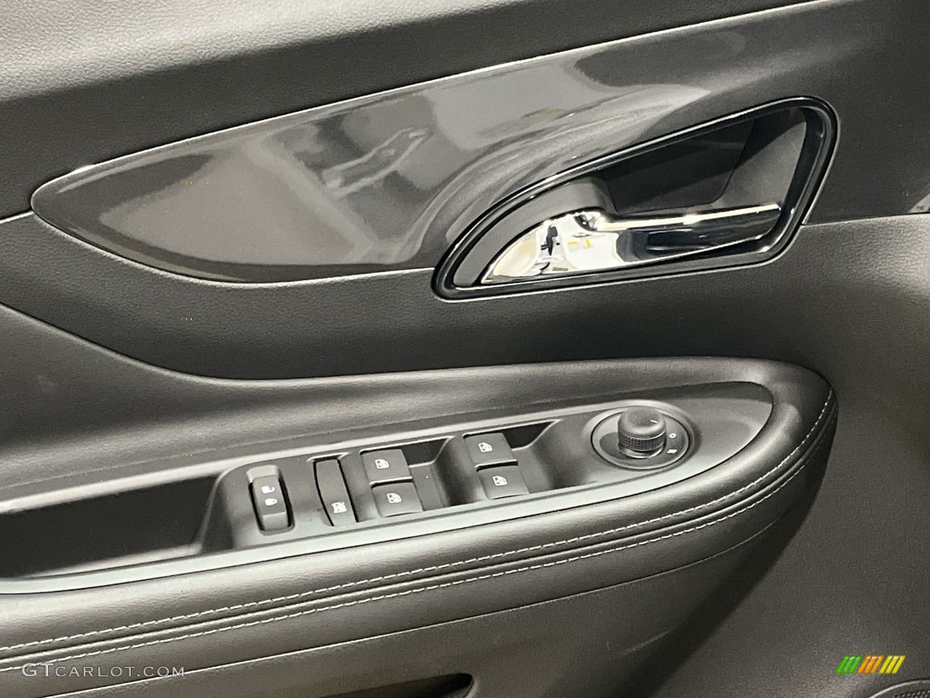 2022 Buick Encore Preferred AWD Controls Photos