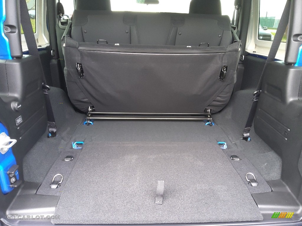 2022 Jeep Wrangler Willys 4x4 Trunk Photos