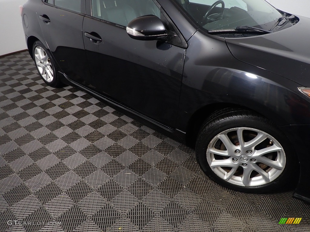 2012 MAZDA3 s Grand Touring 5 Door - Black Mica / Black photo #4