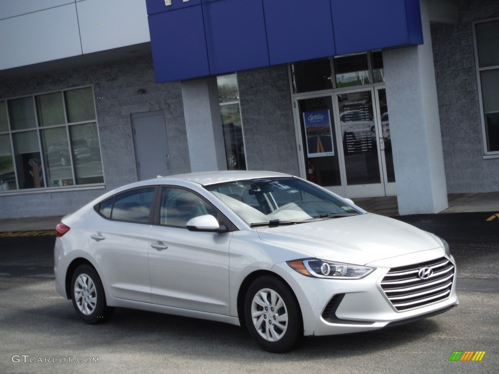 2017 Elantra SE - Silver / Gray photo #1