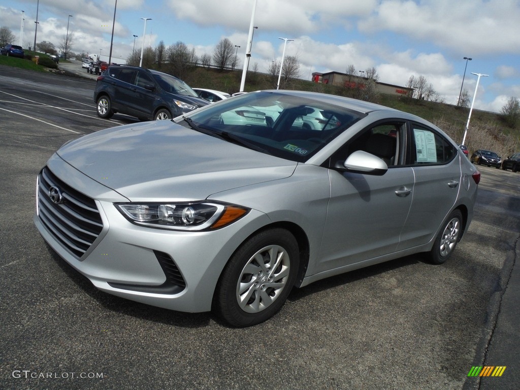 2017 Elantra SE - Silver / Gray photo #5