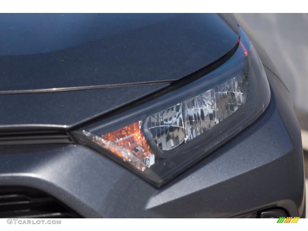 2021 RAV4 LE - Midnight Black Metallic / Black photo #9