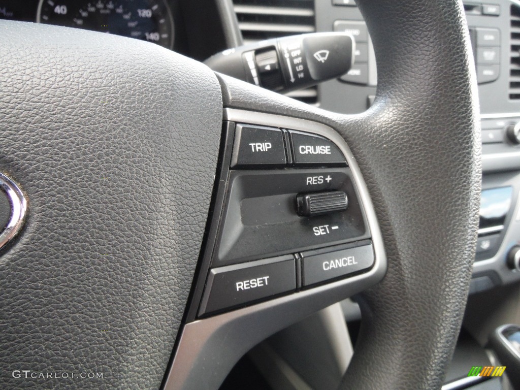 2017 Elantra SE - Silver / Gray photo #20