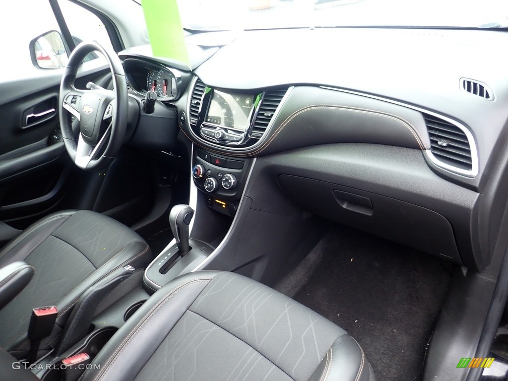 2019 Chevrolet Trax LT Jet Black Dashboard Photo #144074531
