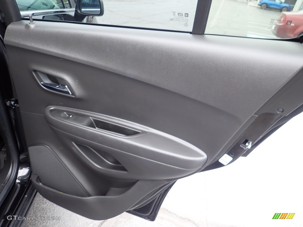 2019 Chevrolet Trax LT Jet Black Door Panel Photo #144074594