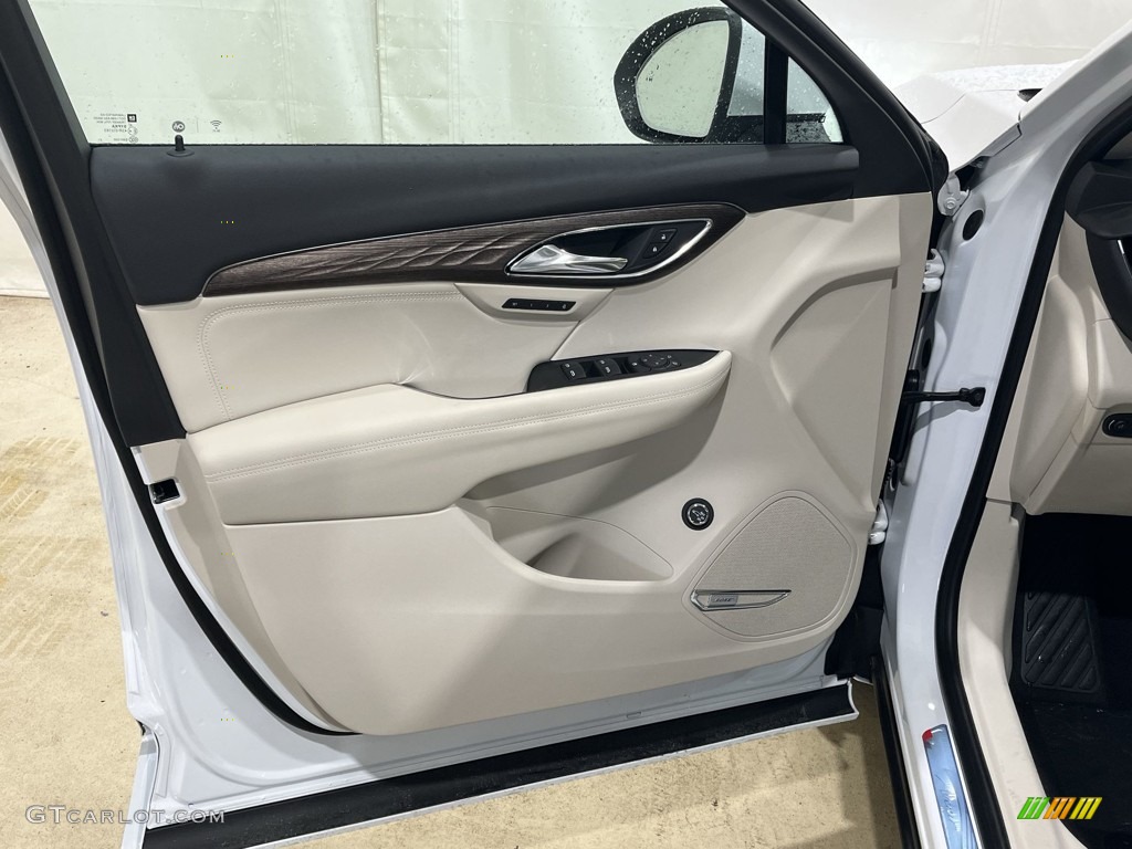 2022 Buick Envision Avenir AWD Door Panel Photos