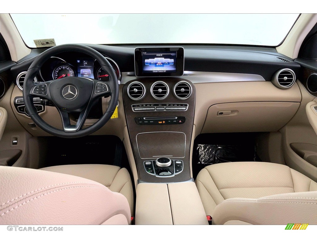 2019 GLC 300 - Mojave Silver Metallic / Silk Beige/Black photo #15