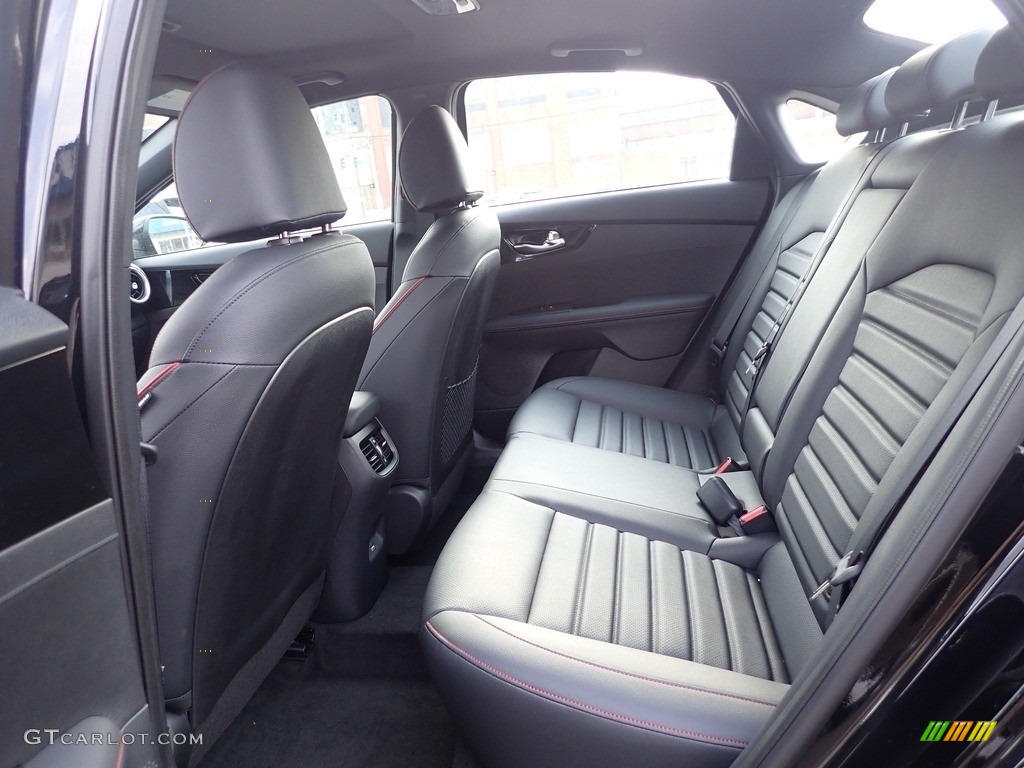 Black Interior 2022 Kia Forte GT Photo #144080150