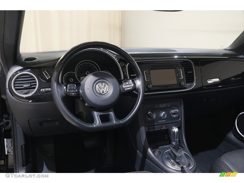 2015 Volkswagen Beetle 1.8T Convertible Titan Black Dashboard Photo #144080459