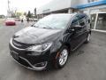 2017 Brilliant Black Crystal Pearl Chrysler Pacifica Touring L  photo #2
